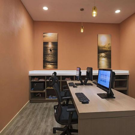 Hyatt Place Манагуа Экстерьер фото