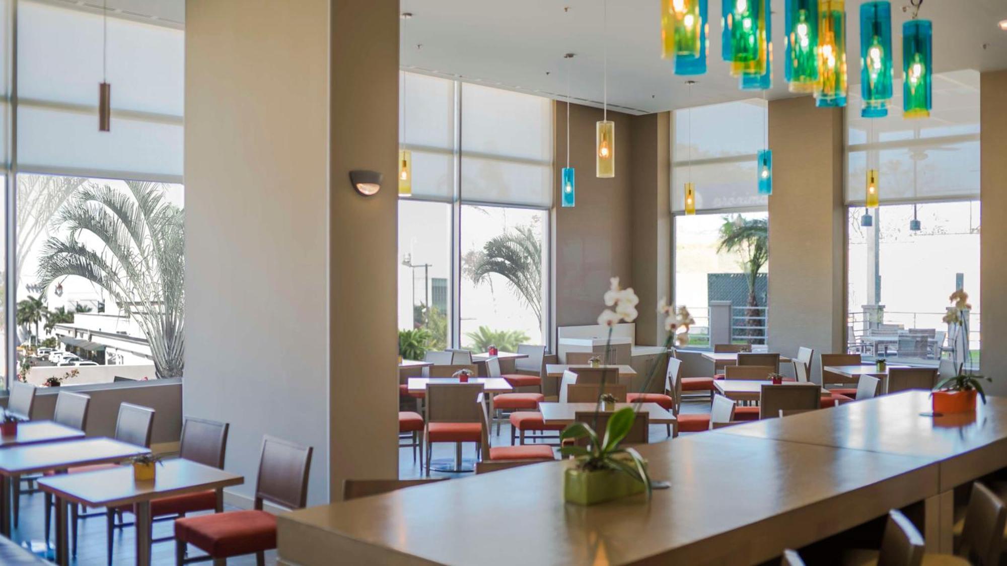 Hyatt Place Манагуа Экстерьер фото