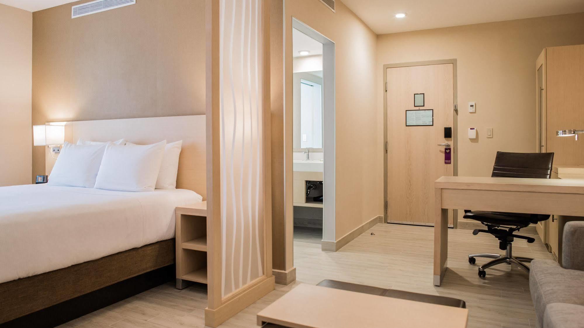 Hyatt Place Манагуа Экстерьер фото